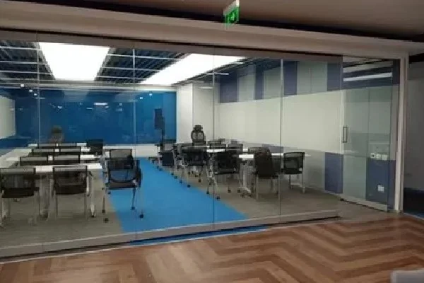 light weight glass partitions